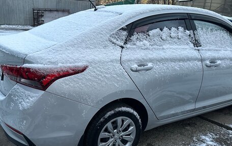 Hyundai Solaris II рестайлинг, 2018 год, 970 000 рублей, 6 фотография