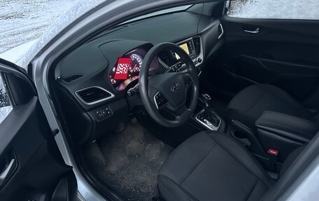 Hyundai Solaris II рестайлинг, 2018 год, 970 000 рублей, 4 фотография