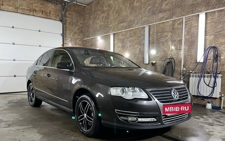 Volkswagen Passat B6, 2007 год, 695 000 рублей, 3 фотография
