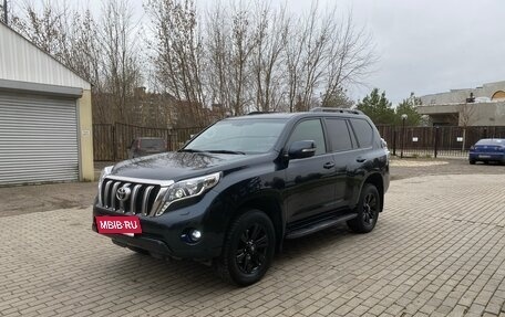Toyota Land Cruiser Prado 150 рестайлинг 2, 2014 год, 3 700 000 рублей, 9 фотография