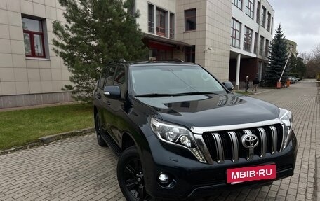 Toyota Land Cruiser Prado 150 рестайлинг 2, 2014 год, 3 700 000 рублей, 33 фотография