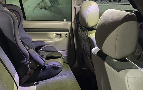 Ford Festiva III, 1998 год, 400 000 рублей, 13 фотография