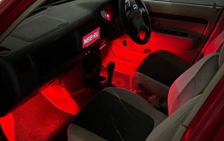 Ford Festiva III, 1998 год, 400 000 рублей, 11 фотография