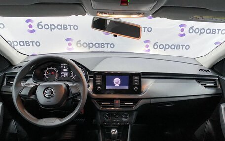 Skoda Rapid II, 2021 год, 1 700 000 рублей, 14 фотография