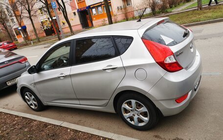 Hyundai Solaris II рестайлинг, 2013 год, 1 250 000 рублей, 3 фотография