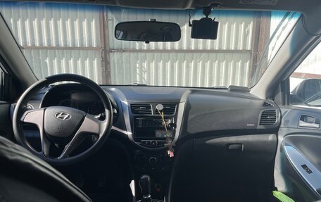 Hyundai Solaris II рестайлинг, 2015 год, 820 000 рублей, 6 фотография