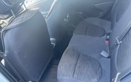 Hyundai Solaris II рестайлинг, 2015 год, 820 000 рублей, 5 фотография