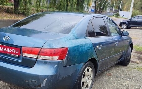 Hyundai Sonata VI, 2005 год, 350 000 рублей, 3 фотография