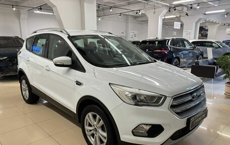 Ford Kuga III, 2018 год, 1 749 000 рублей, 3 фотография