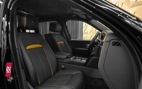 Rolls-Royce Cullinan, 2025 год, 74 990 000 рублей, 3 фотография