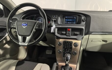 Volvo V40 Cross Country I, 2013 год, 1 250 000 рублей, 19 фотография