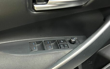 Toyota Corolla, 2022 год, 2 478 000 рублей, 21 фотография