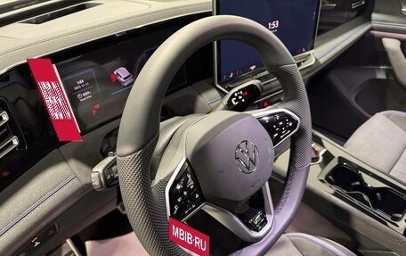 Volkswagen Tiguan II, 2025 год, 4 850 000 рублей, 15 фотография