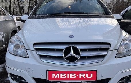 Mercedes-Benz B-Класс, 2011 год, 900 000 рублей, 3 фотография