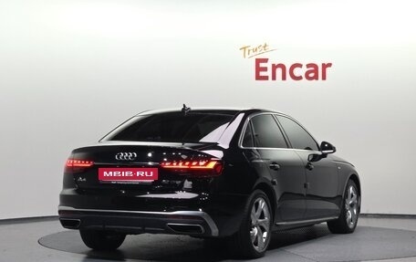 Audi A4, 2021 год, 2 360 000 рублей, 2 фотография