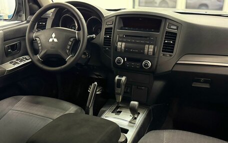 Mitsubishi Pajero IV, 2012 год, 1 999 000 рублей, 9 фотография