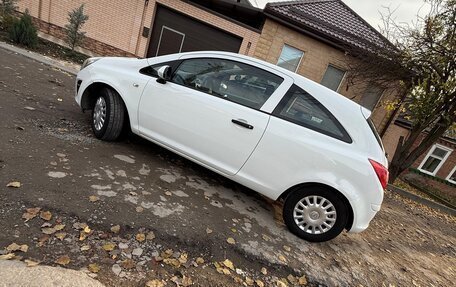 Opel Corsa D, 2013 год, 650 000 рублей, 2 фотография