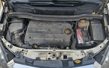 Opel Zafira B, 2005 год, 650 000 рублей, 12 фотография