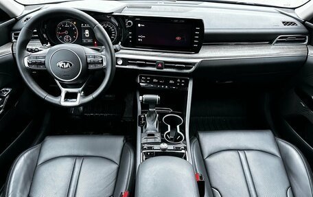 KIA K5, 2021 год, 2 700 000 рублей, 18 фотография