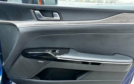 KIA K5, 2021 год, 2 700 000 рублей, 24 фотография