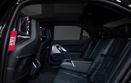 BMW 7 серия, 2022 год, 10 999 000 рублей, 27 фотография