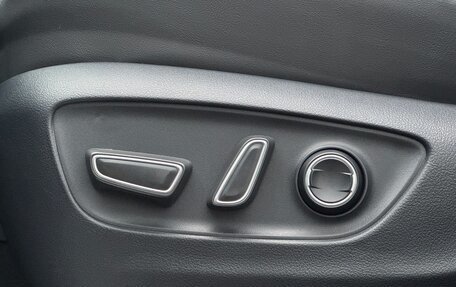 Toyota Highlander, 2025 год, 5 949 000 рублей, 26 фотография