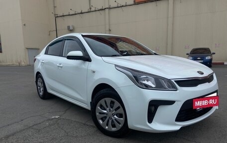 KIA Rio IV, 2018 год, 1 080 000 рублей, 2 фотография