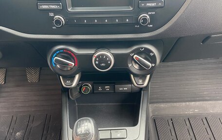 KIA Rio IV, 2018 год, 1 080 000 рублей, 15 фотография