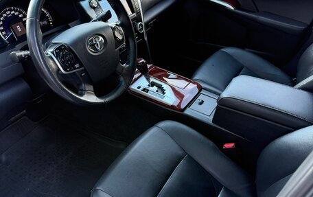 Toyota Camry, 2014 год, 1 690 000 рублей, 5 фотография