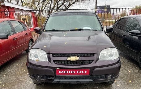 Chevrolet Niva I рестайлинг, 2017 год, 690 000 рублей, 1 фотография