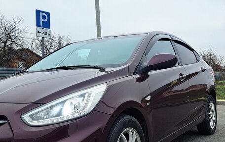 Hyundai Solaris II рестайлинг, 2013 год, 750 000 рублей, 1 фотография