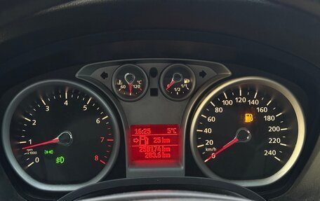 Ford Focus II рестайлинг, 2011 год, 640 000 рублей, 15 фотография