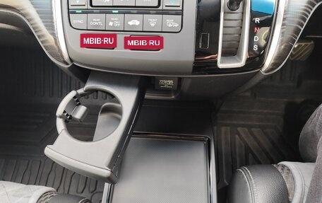 Honda Stepwgn IV, 2017 год, 2 090 000 рублей, 16 фотография