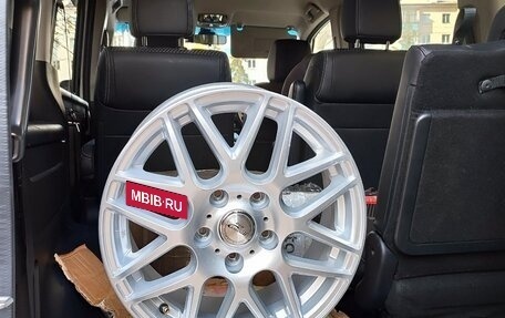 Honda Stepwgn IV, 2017 год, 2 090 000 рублей, 12 фотография