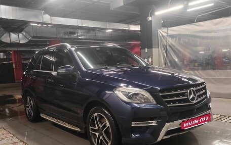 Mercedes-Benz M-Класс, 2014 год, 2 900 000 рублей, 4 фотография