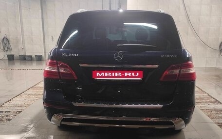 Mercedes-Benz M-Класс, 2014 год, 2 900 000 рублей, 2 фотография