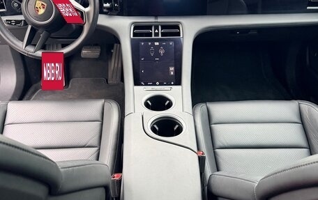 Porsche Taycan I, 2020 год, 5 500 000 рублей, 11 фотография