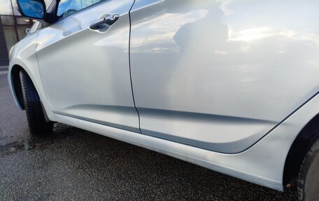 Hyundai Solaris II рестайлинг, 2013 год, 600 000 рублей, 3 фотография