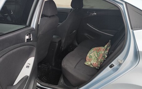 Hyundai Solaris II рестайлинг, 2013 год, 600 000 рублей, 11 фотография