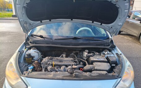 Hyundai Solaris II рестайлинг, 2013 год, 600 000 рублей, 14 фотография