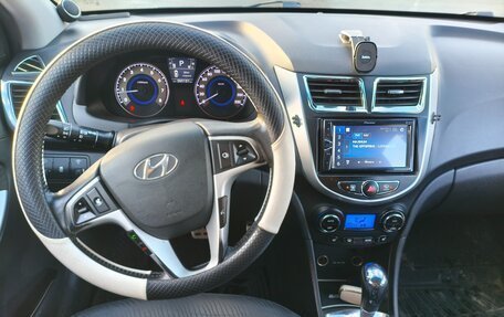 Hyundai Solaris II рестайлинг, 2013 год, 600 000 рублей, 5 фотография