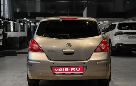 Nissan Tiida, 2010 год, 950 000 рублей, 5 фотография