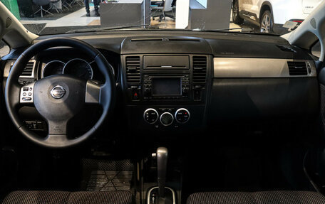 Nissan Tiida, 2010 год, 950 000 рублей, 9 фотография