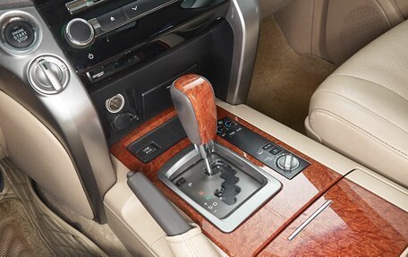 Toyota Land Cruiser 200, 2014 год, 5 399 000 рублей, 22 фотография