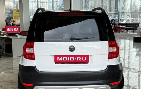 Skoda Yeti I рестайлинг, 2012 год, 1 019 000 рублей, 6 фотография