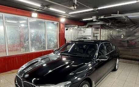 BMW 7 серия, 2018 год, 3 400 000 рублей, 4 фотография