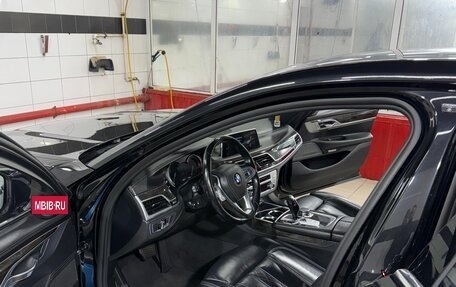 BMW 7 серия, 2018 год, 3 400 000 рублей, 11 фотография