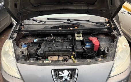 Peugeot Partner II рестайлинг 2, 2011 год, 340 000 рублей, 1 фотография