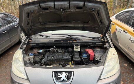 Peugeot Partner II рестайлинг 2, 2011 год, 340 000 рублей, 2 фотография