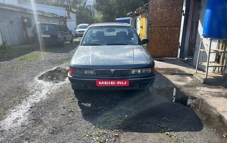 Mitsubishi Galant VIII, 1990 год, 55 000 рублей, 1 фотография